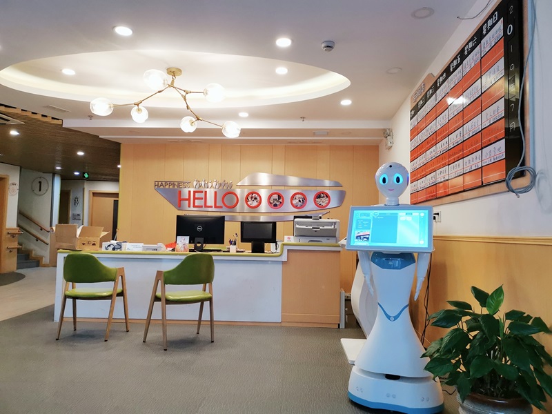 科技服務(wù)進(jìn)社區(qū) 文思海輝推出智能機(jī)器人‘小鄰’，開(kāi)啟鄰里咨詢新篇章